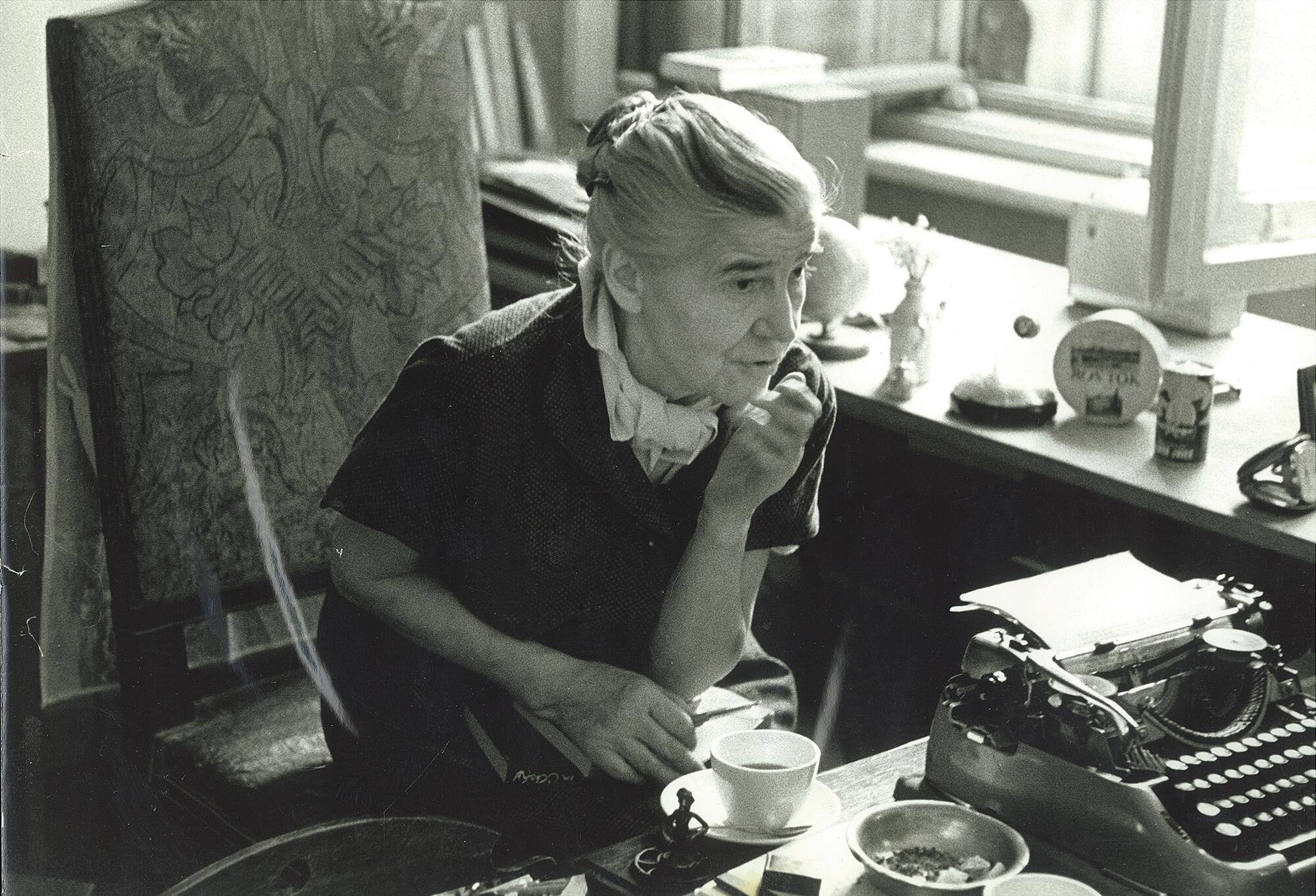 Ruth Berlau en Berlín, 1969. Fotografía de Hilda Hoffmann.