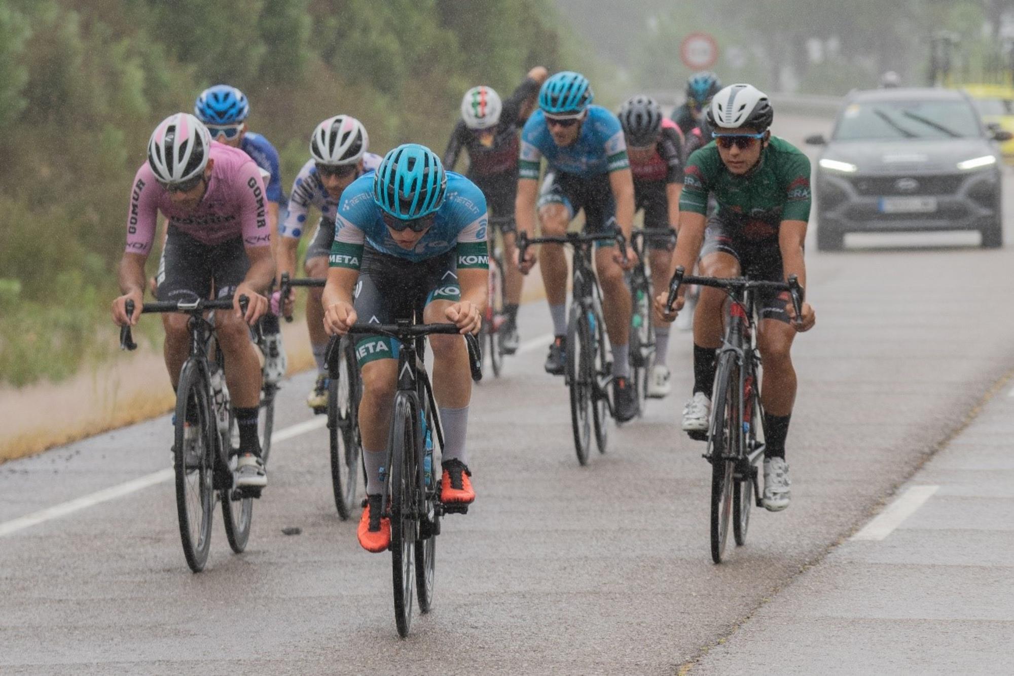 Vuelta Ciclismo Extremadura lluvia