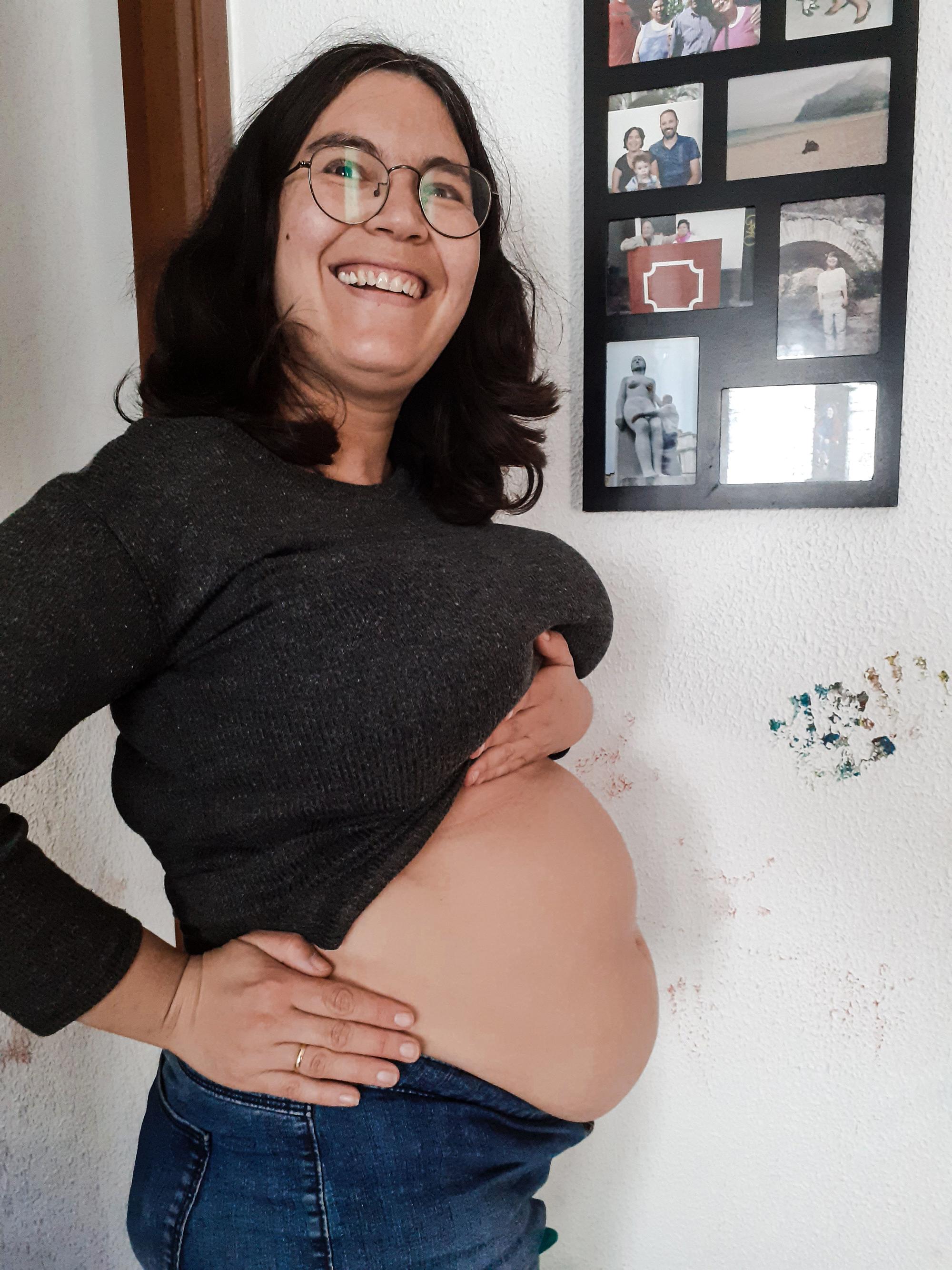 Antonia Ceballos posa durante su nuevo embarazo