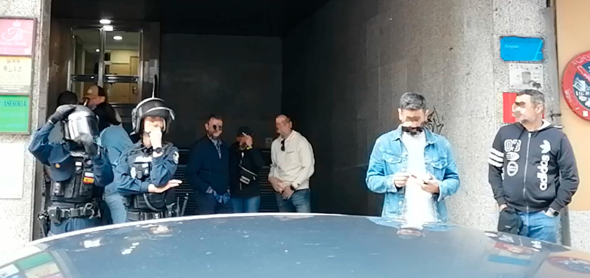 Oito infiltrados