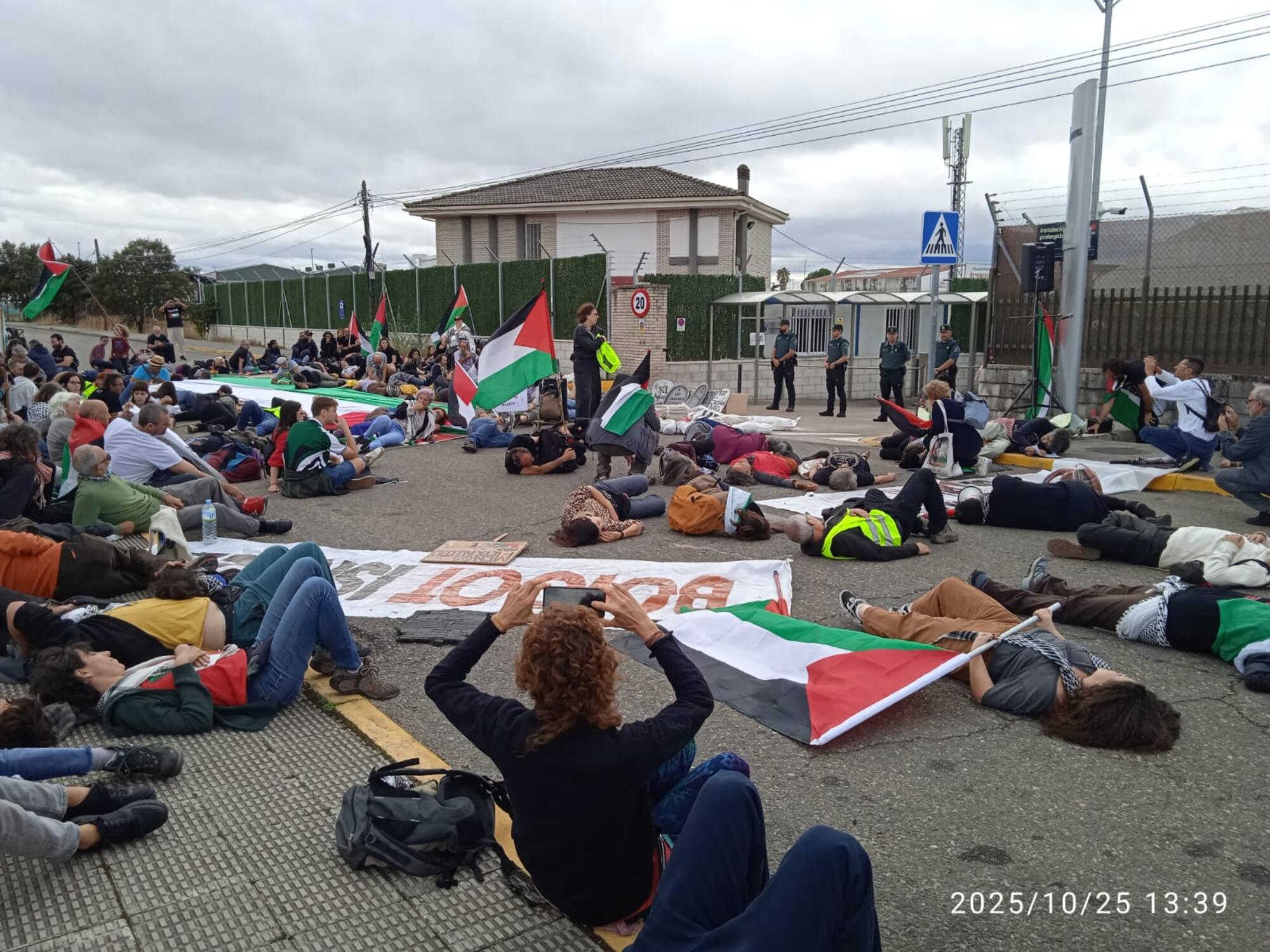 Manifa ante Rheinmetall Navalmoral de la Mata 25 de octubre 2025