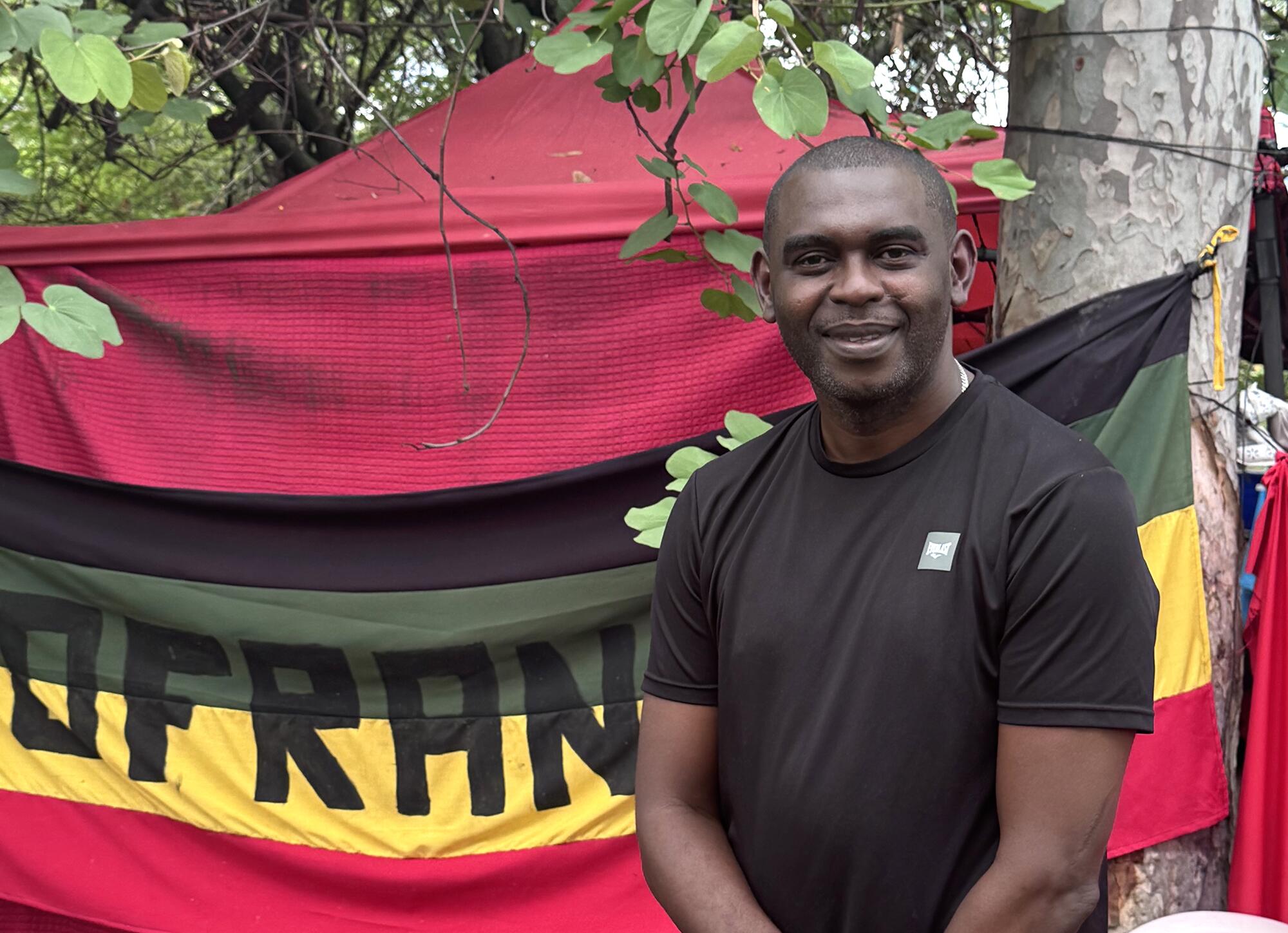 Rony Castillo Güity, líder de la Organización Fraternal Negra Hondureña (Ofraneh).