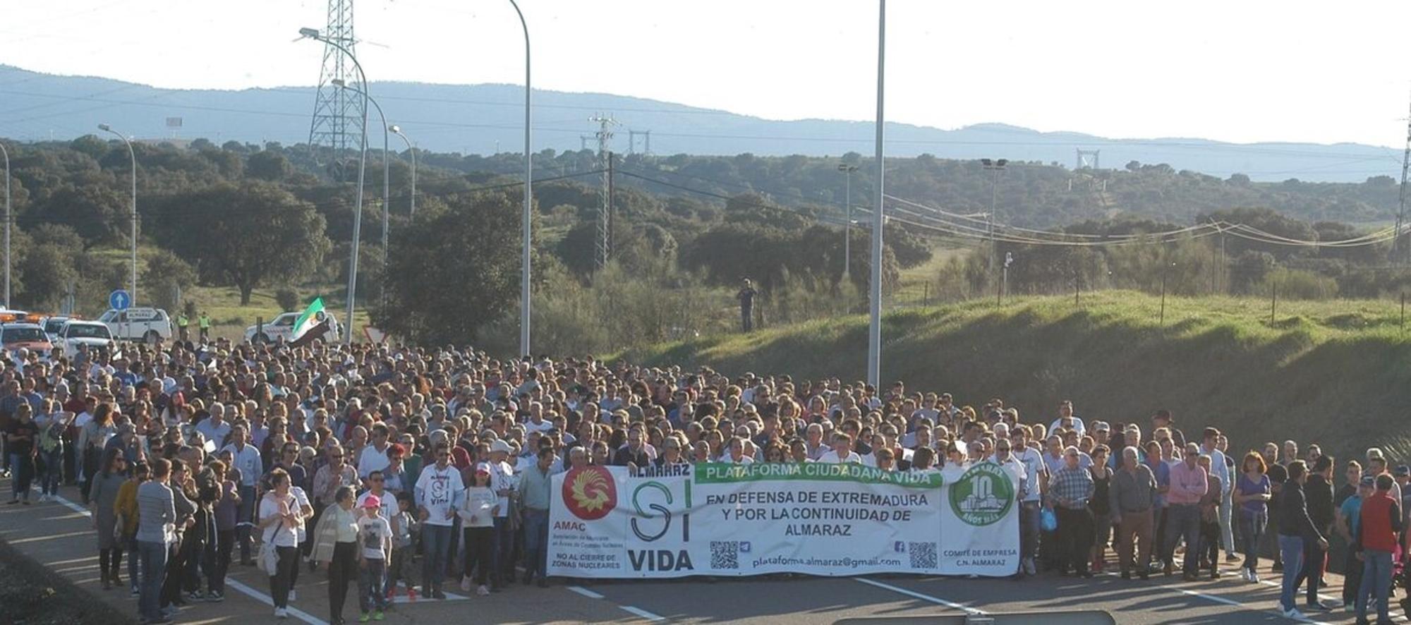 Manifestación pro nuclear en Almaraz