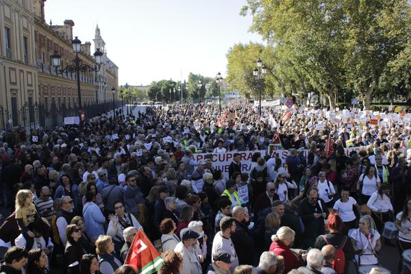 Manifestación Marea Blanca Sevilla 26 Noviembre