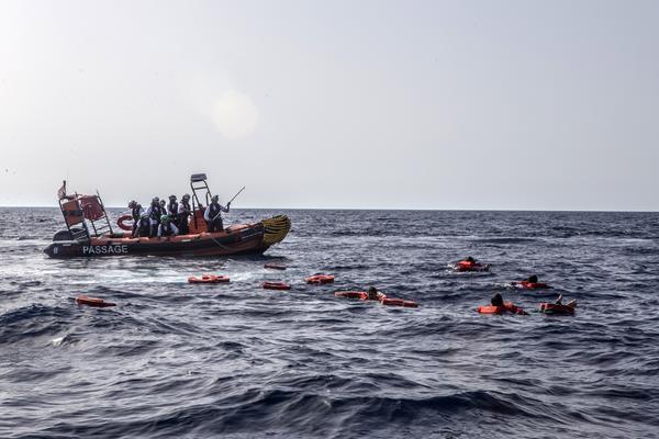 rescate migrantes refugiados